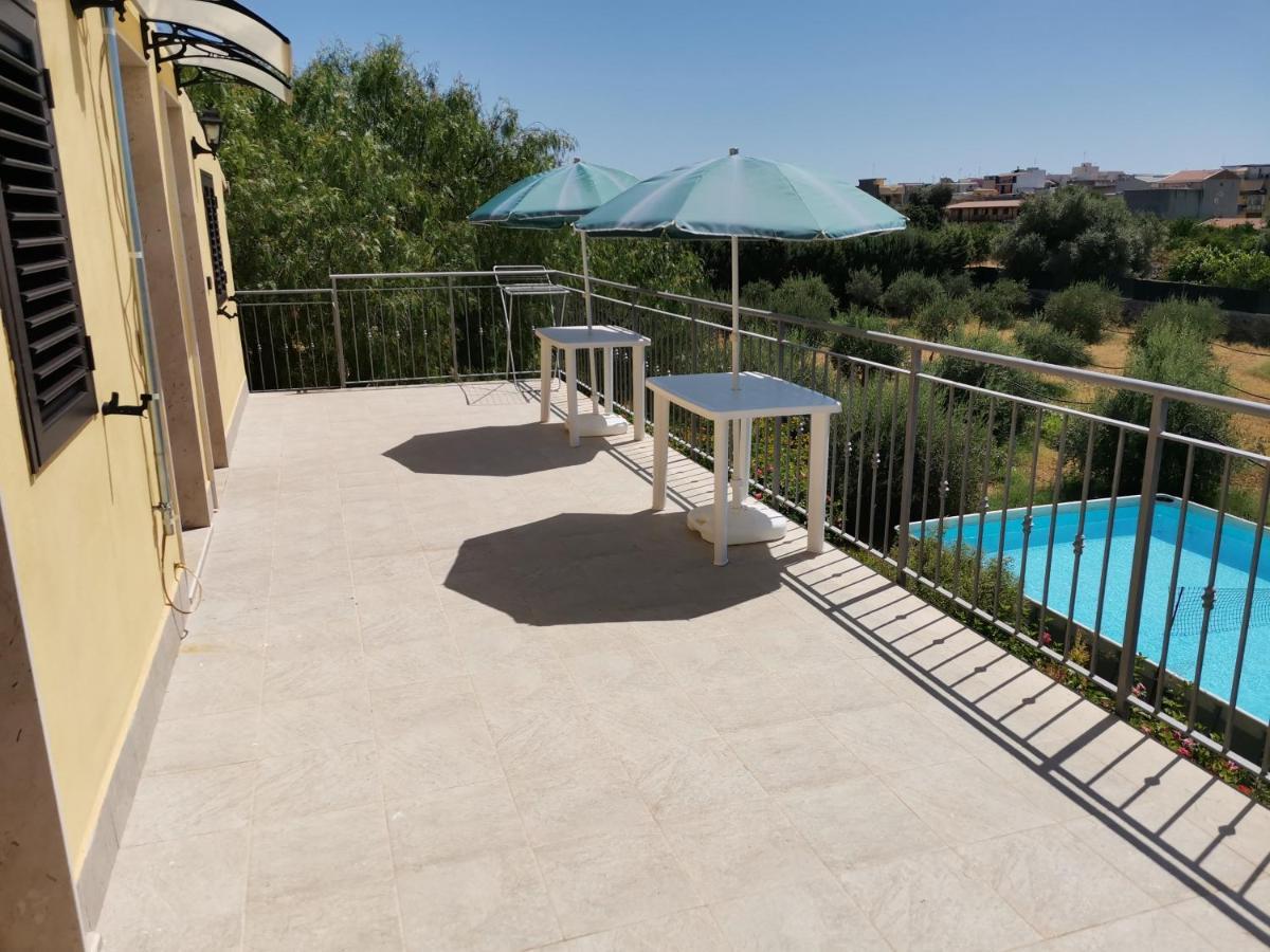 Villa Sole - Finaiti - Appartamento Per Turisti Floridia Zewnętrze zdjęcie