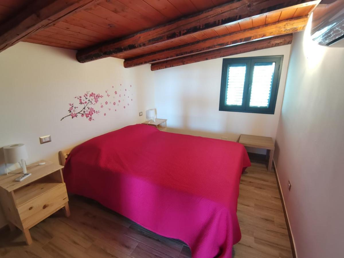 Villa Sole - Finaiti - Appartamento Per Turisti Floridia Zewnętrze zdjęcie