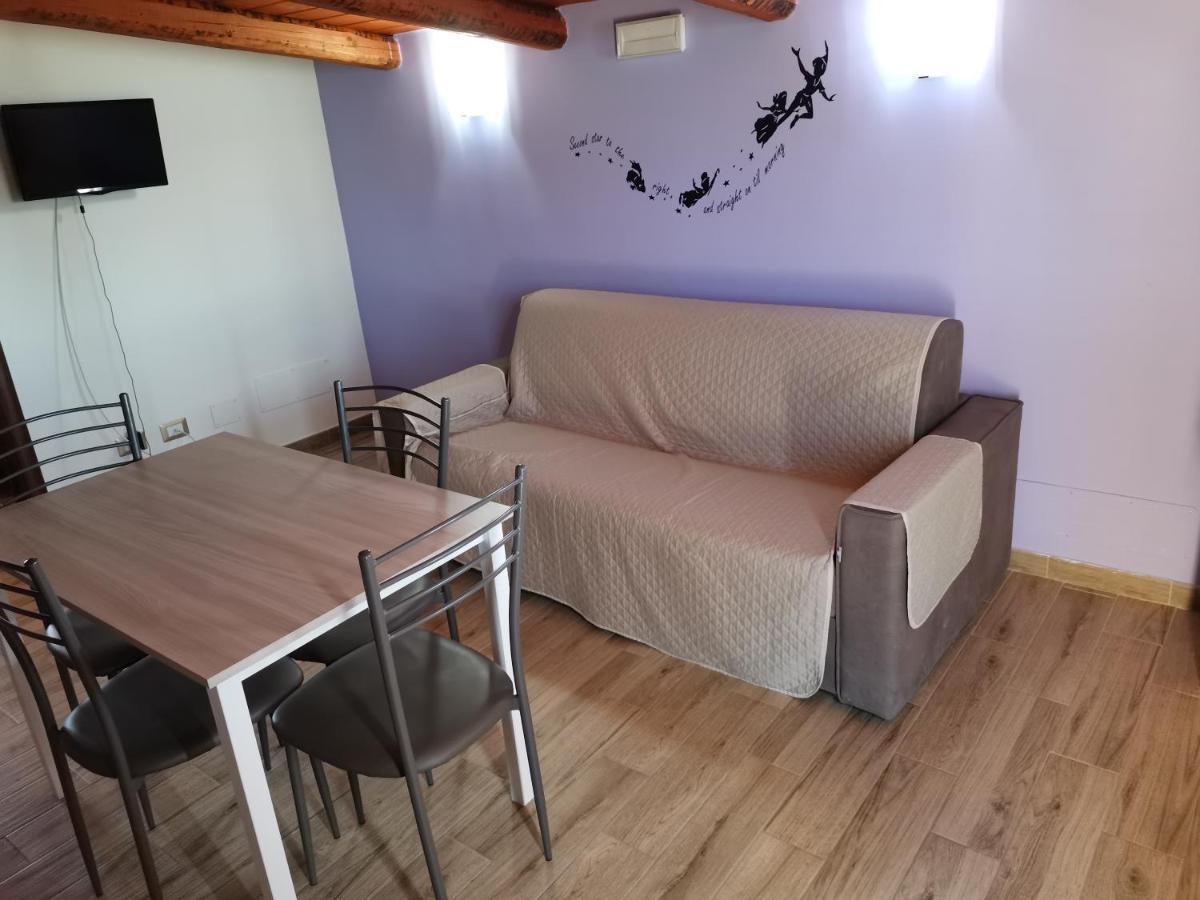 Villa Sole - Finaiti - Appartamento Per Turisti Floridia Zewnętrze zdjęcie