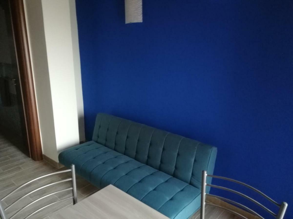 Villa Sole - Finaiti - Appartamento Per Turisti Floridia Zewnętrze zdjęcie